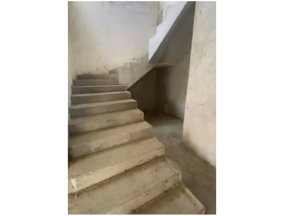 Se vende Townhouse 2.057m² 8h/10b/10p El Hatillo - 3