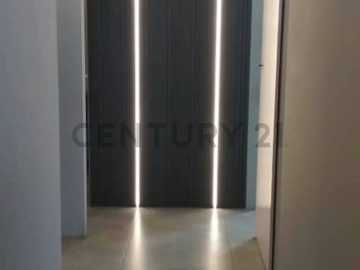 Se vende casa para comercio con excelente ubicación en el centro de El Hatillo - 25