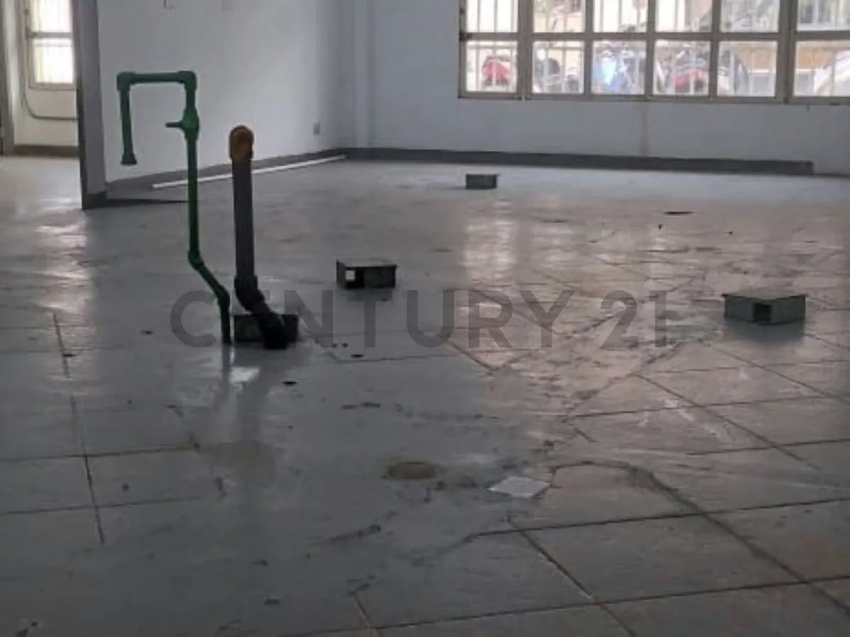 Se vende casa para comercio con excelente ubicación en el centro de El Hatillo - 9