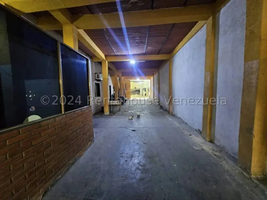Local Comercial en Venta en Zona Centro, Aragua - 18