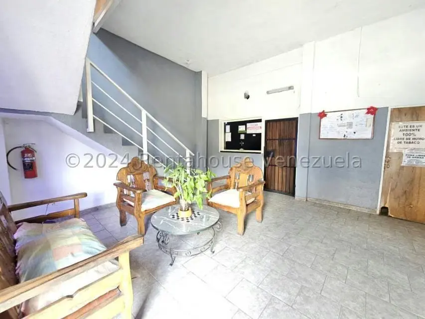 Local Comercial en Venta en Zona Centro, Aragua - 2