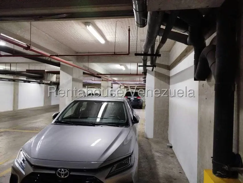 Apartamento (1 Nivel) en Alquiler en Santa Eduvigis, Distrito Metropolitano - 26