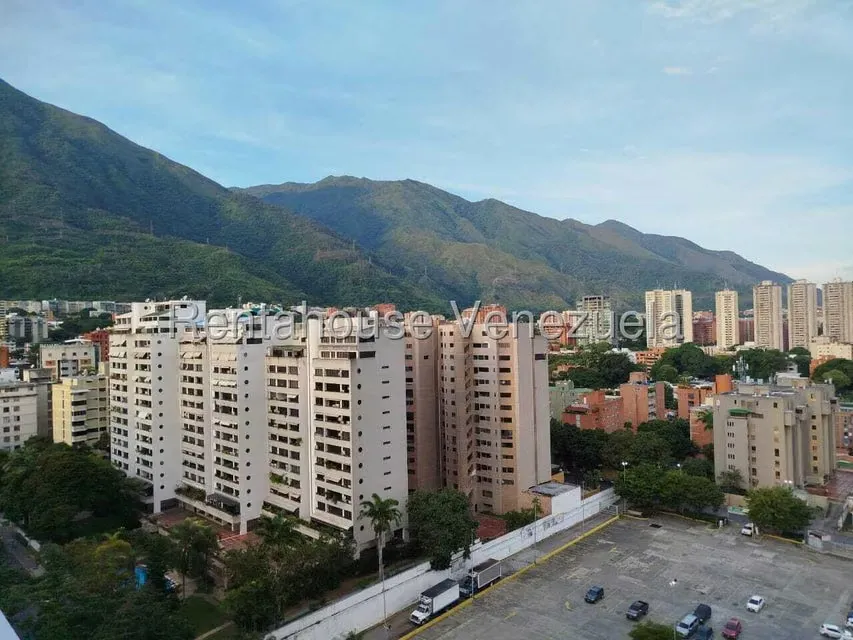 Apartamento (1 Nivel) en Alquiler en Santa Eduvigis, Distrito Metropolitano - 6