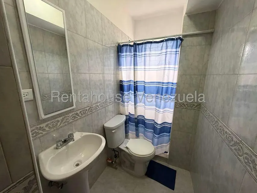 Apartamento (1 Nivel) en Alquiler en Parque Mirador, Carabobo - 4
