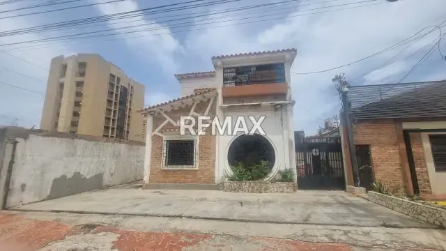 En Venta Local Restaurante ubicado en Calle 70 con Av 10