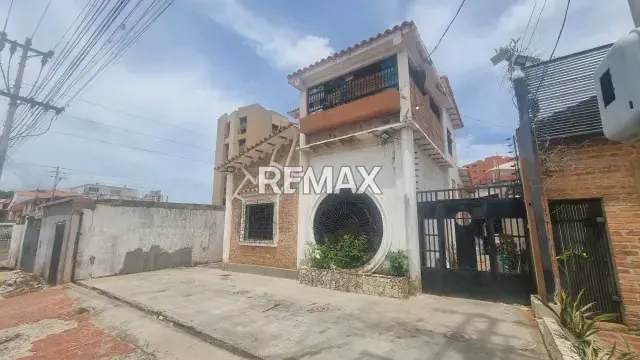 En Venta Local Restaurante ubicado en Calle 70 con Av 10 - 3