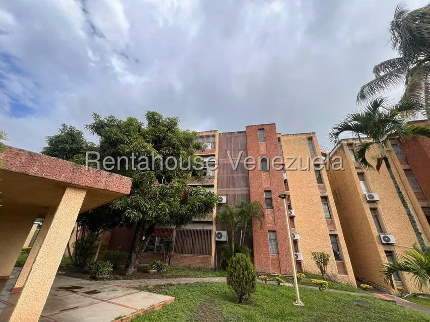 Apartamento (1 Nivel) en Venta en Centro, Lara - 2