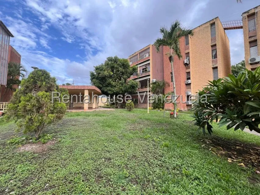 Apartamento (1 Nivel) en Venta en Centro, Lara - 17