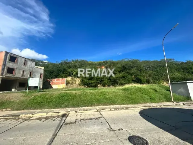 EN VENTA TERRENO EN LOS LAURELES COUNTRY - 4