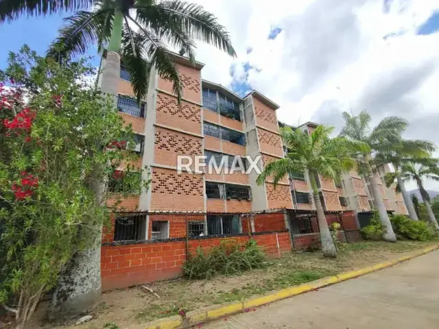 APARTAMENTO EN VENTA URBANIZACION VALLE DE CHARA