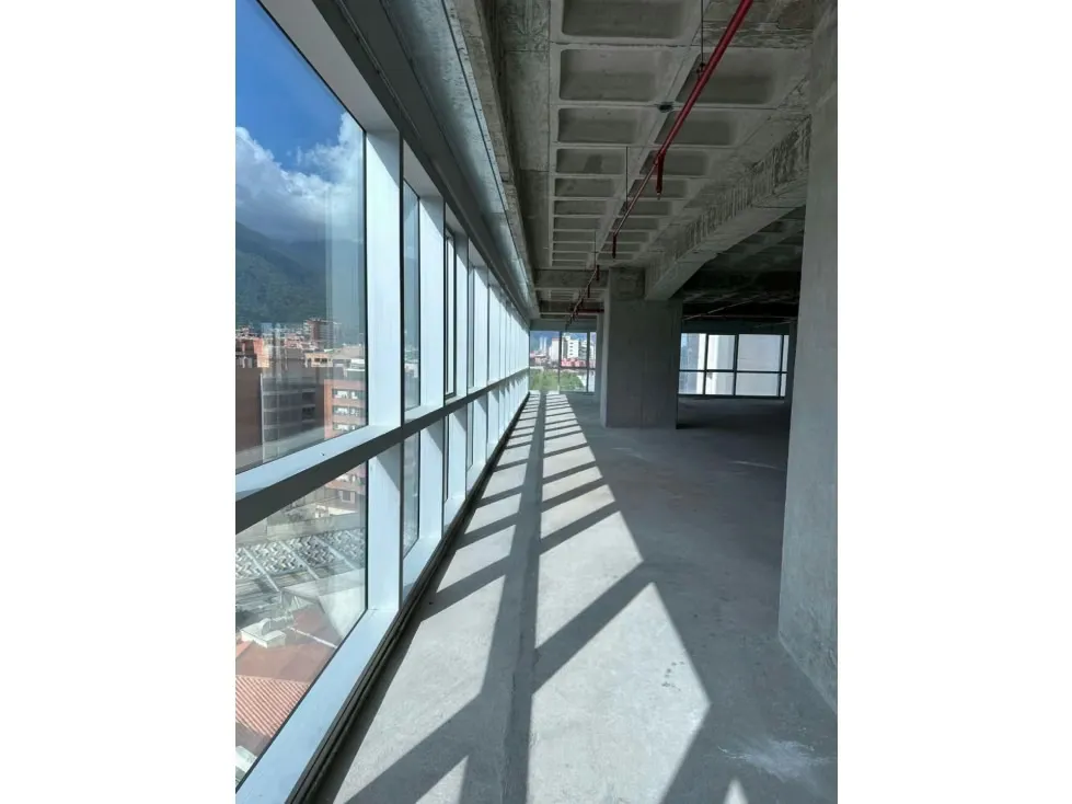 Oficinas y locales en venta Centro Empresarial La Esmeralda Campo Aleg - 8