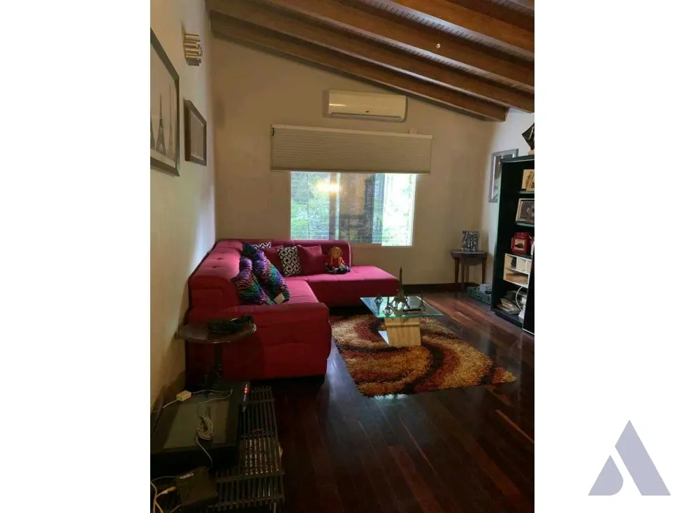 Venta/ Alquier casa 300m2 Chuao 1295 - 10