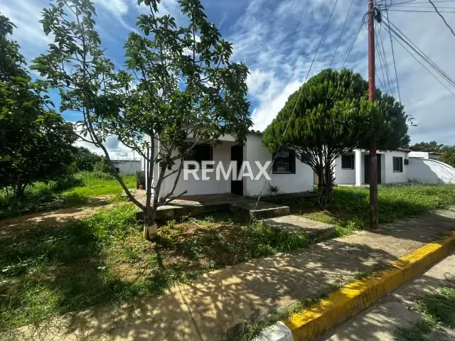 Casa en Venta Urbanización Villas de Manantial -Cabudare - 4