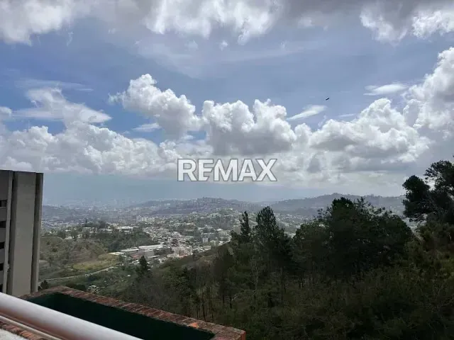 Se vende Amplio y Confortable Apartamento en Manzanares