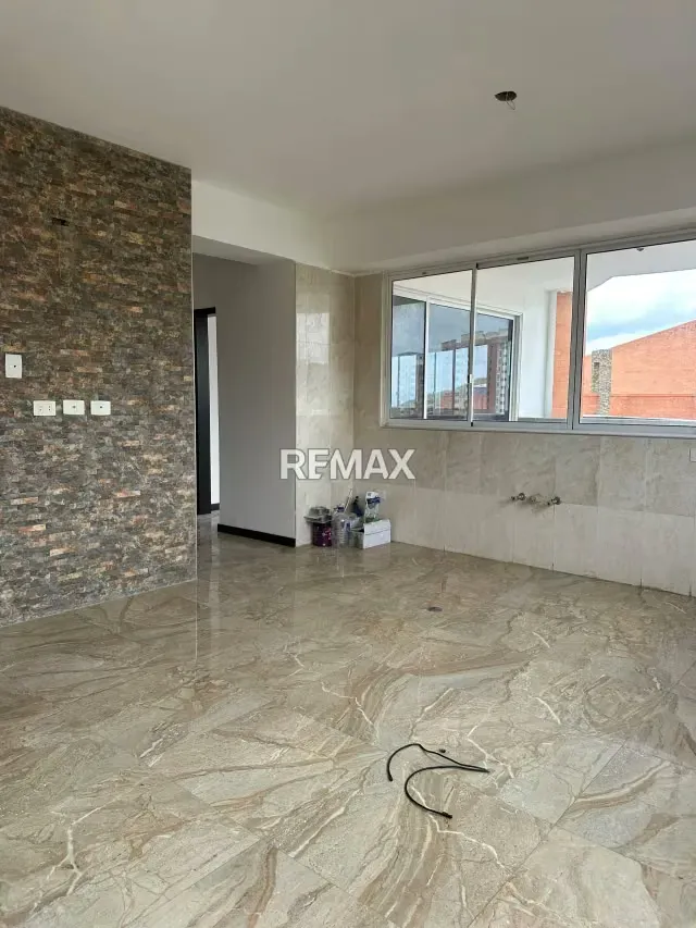 EN VENTA PENTHOUSE RES. MANDALAY SUITES URB. VALLE BLANCO - 16