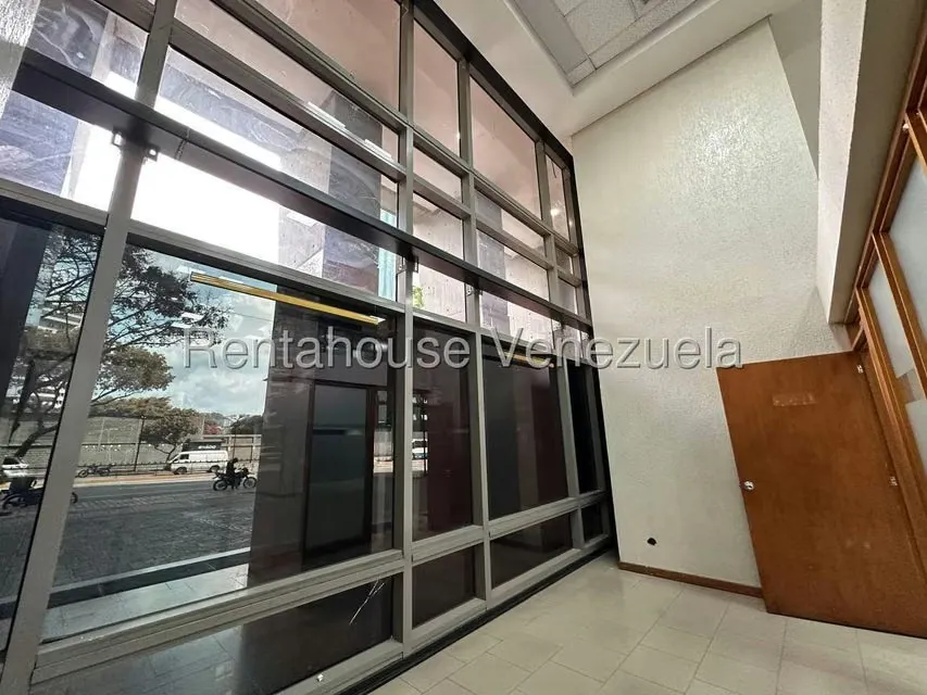 Apartamento (Planta Baja) en Venta en Chacao, Distrito Metropolitano - 7