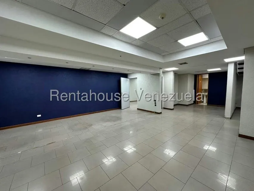 Apartamento (Planta Baja) en Venta en Chacao, Distrito Metropolitano - 10