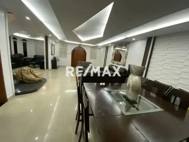 En venta espectacular Casa en urbanismo exclusivo de Cumana