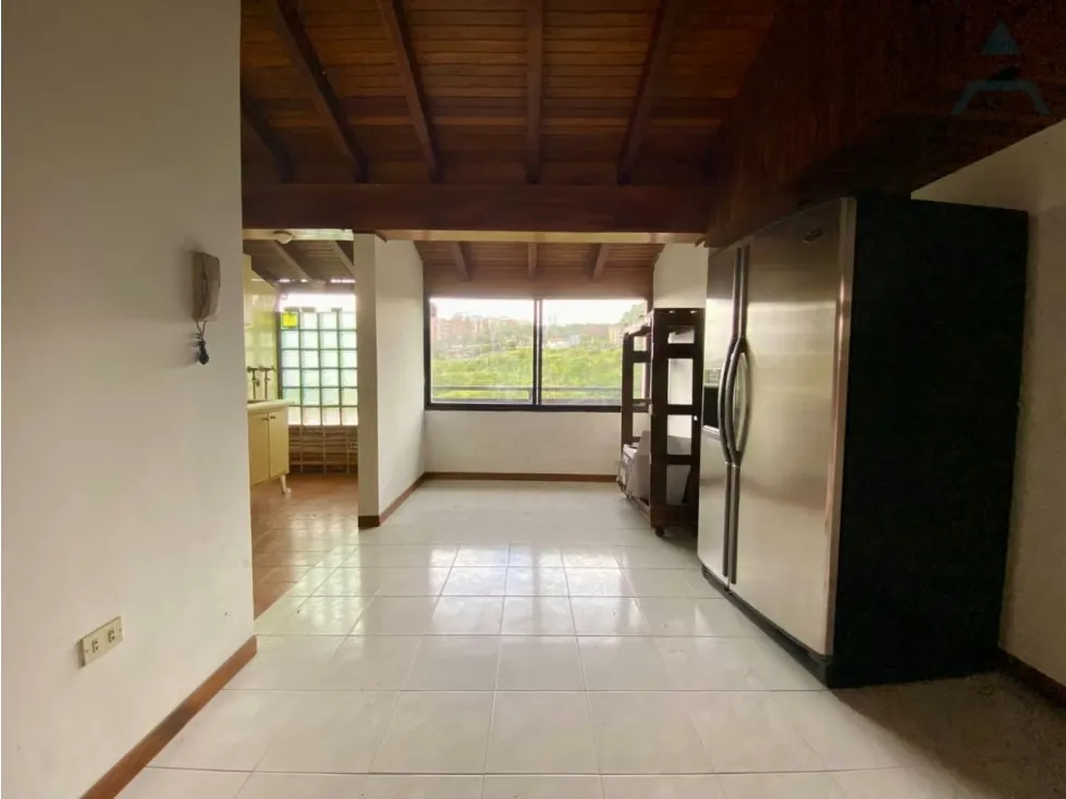 Se vende casa 800m² 7h+s/7b+s/6p Colinas de Bello Monte - 7