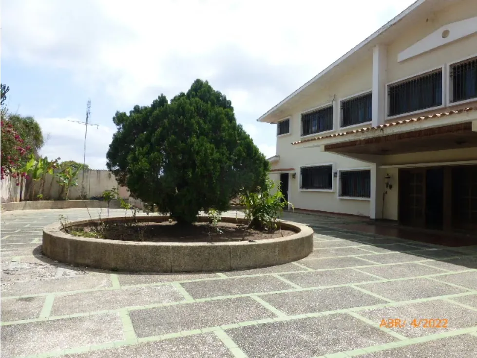 Vendo casa 1250m2 La Lagunita 2332 - 2