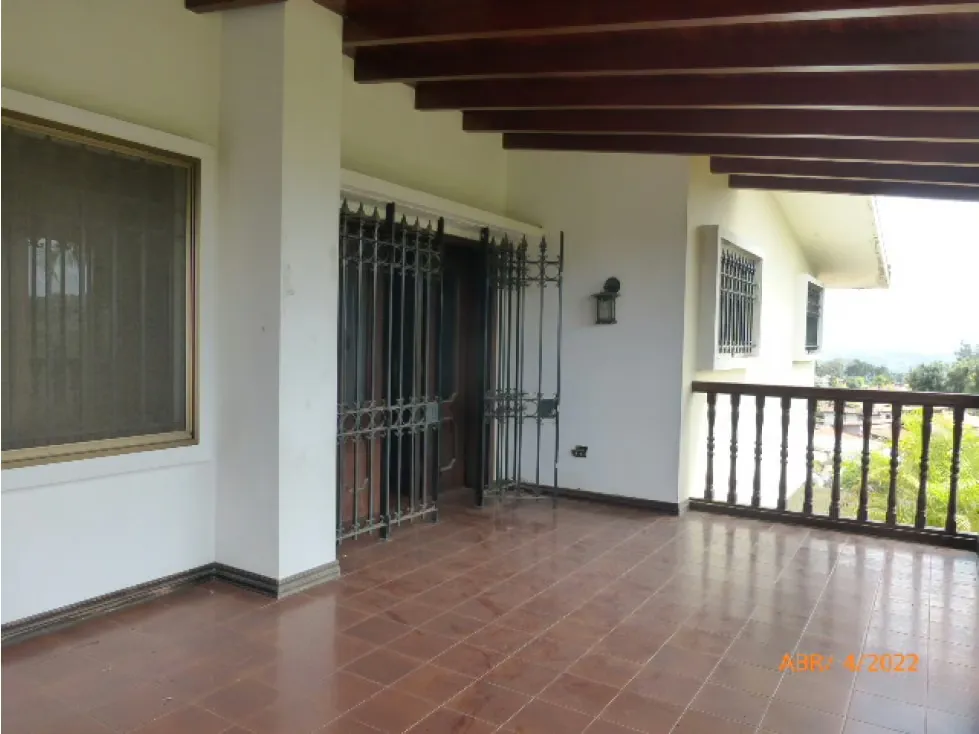 Vendo casa 1250m2 La Lagunita 2332 - 35