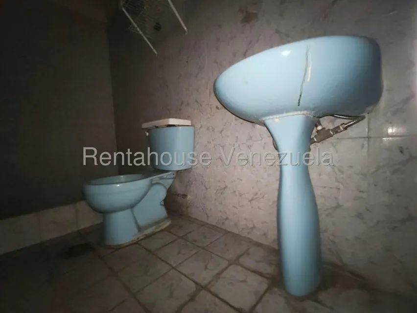 Casa (Multipes Niveles) en Venta en Zona Centro, Aragua - 58