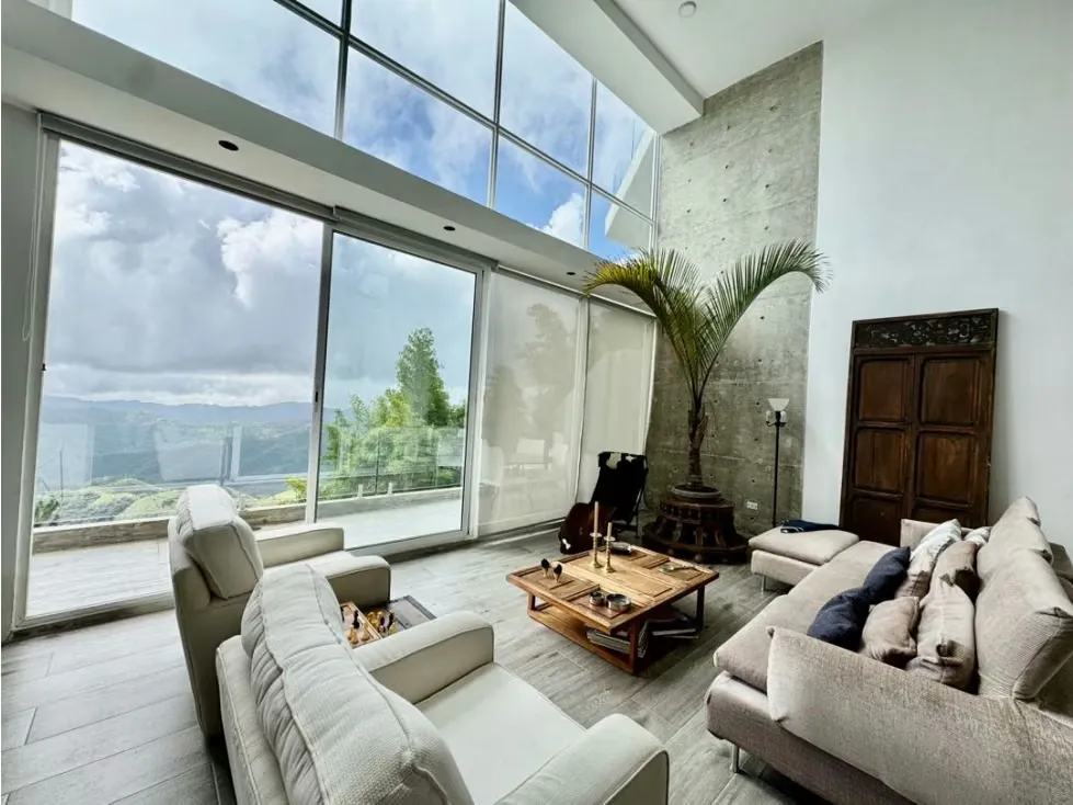 Se vende apto 290m2 3h/5b/3p Los Guayabitos