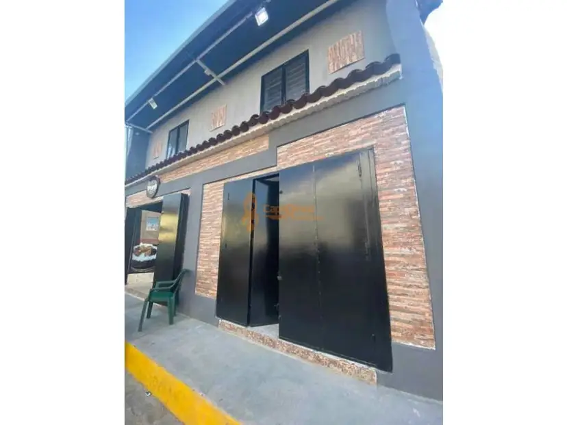 LOCAL COMERCIAL EN SANTA ROSA. PUNTO COMERCIAL. AV LAS FERIAS
