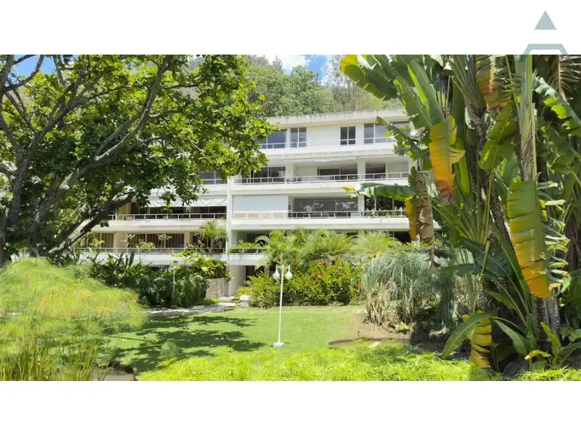 Se alquila Apto 400m² 3h+s/4b+s/2p Alta Florida