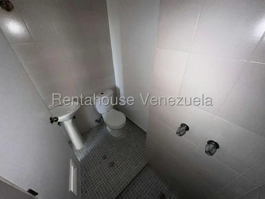 Apartamento (1 Nivel) en Venta en Agua Sal, Miranda - 17