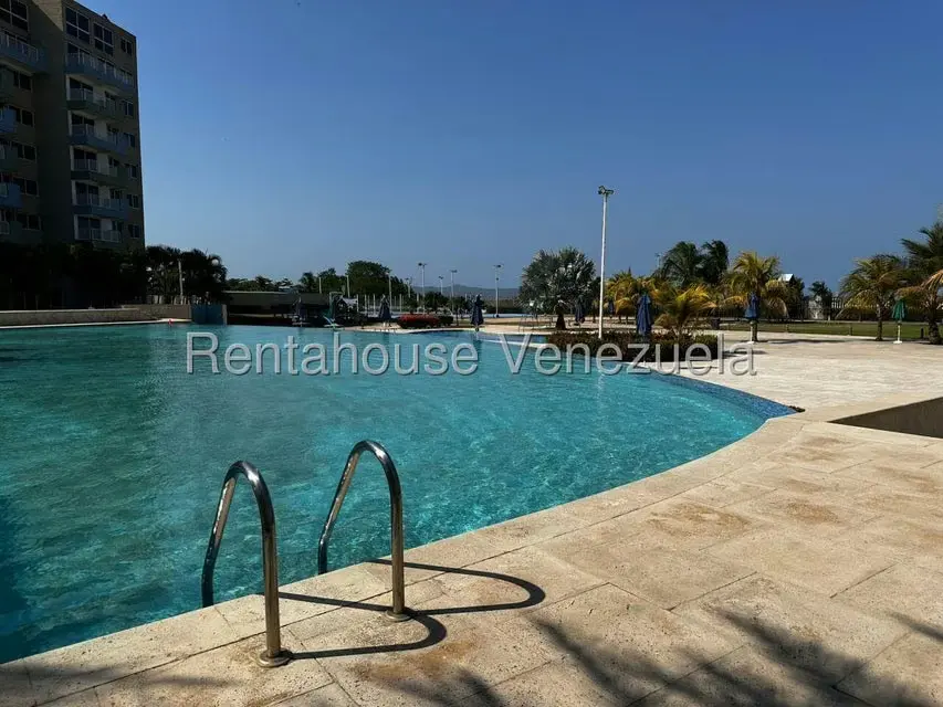 Apartamento (1 Nivel) en Venta en Agua Sal, Miranda - 2
