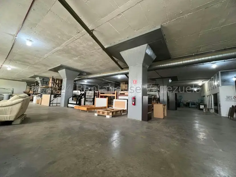 Comercial (Galpon - Deposito) en Venta en Municipio Carrizal, Miranda