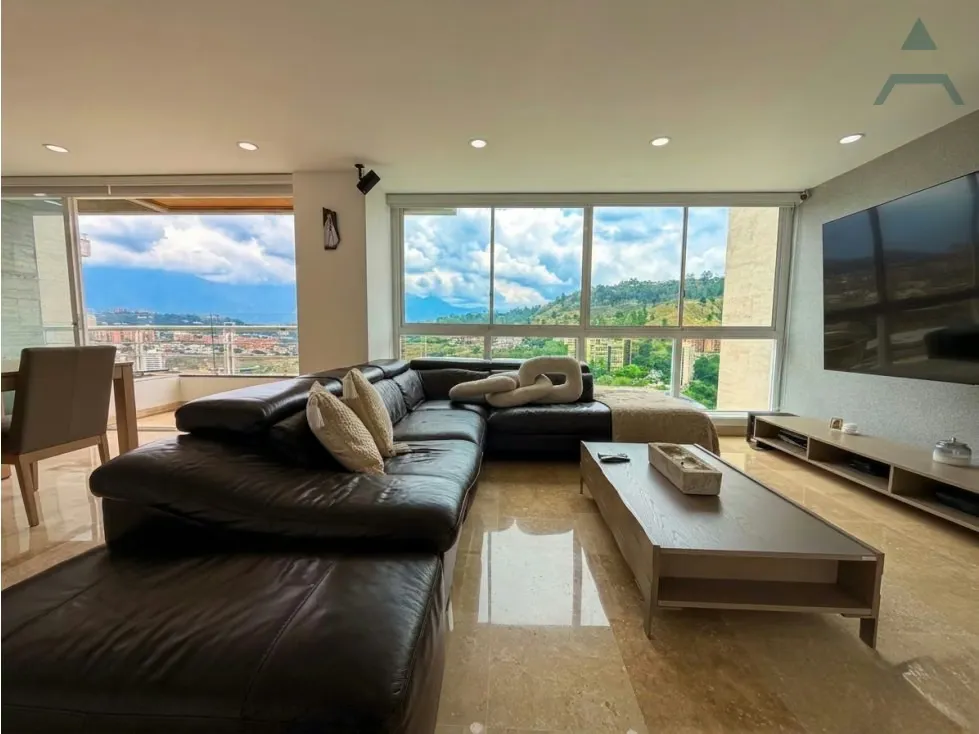 Se vende Apto 125,33m² 3h/2.5b/2e Escampadero