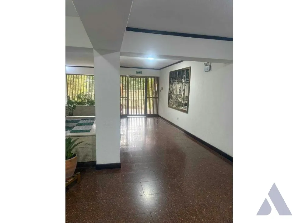 Vendo apartamento 102m2 La Urbina parte alta 2776