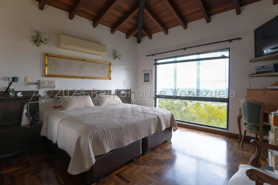 Casa (Duplex) en Venta en La Lagunita Country Club, Distrito Metropolitano - 32