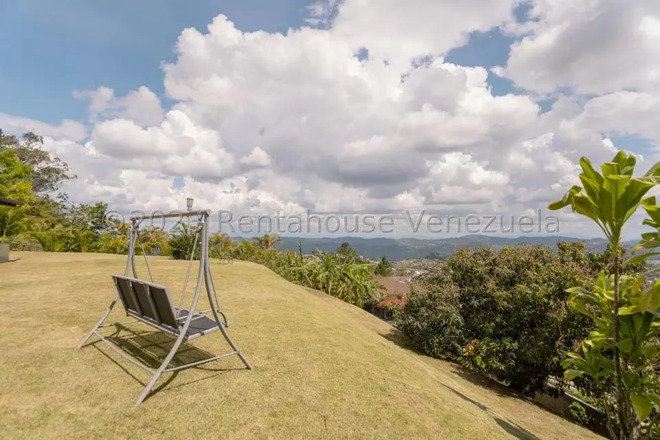 Casa (Duplex) en Venta en La Lagunita Country Club, Distrito Metropolitano - 42