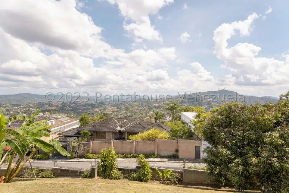 Casa (Duplex) en Venta en La Lagunita Country Club, Distrito Metropolitano - 44