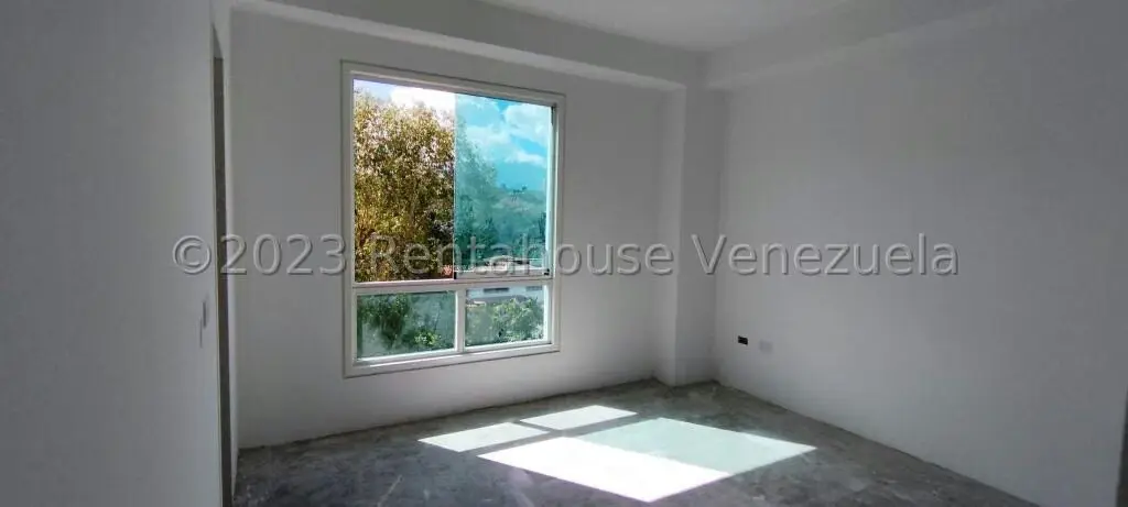 Apartamento (1 Nivel) en Venta en La Lagunita Country Club, Distrito Metropolitano - 12
