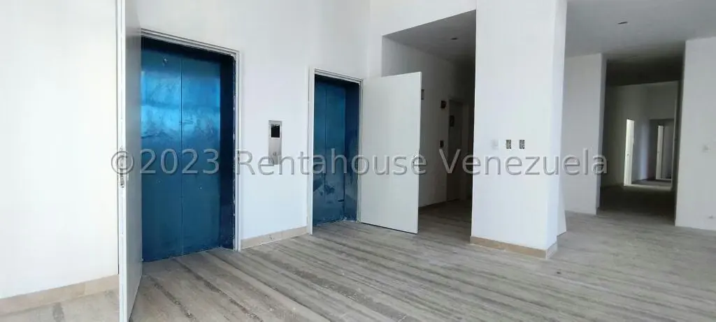 Apartamento (1 Nivel) en Venta en La Lagunita Country Club, Distrito Metropolitano - 4