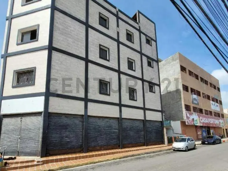 EDIFICIO COMERCIAL EN PORLAMAR, ISLA DE MARGARITA - 2