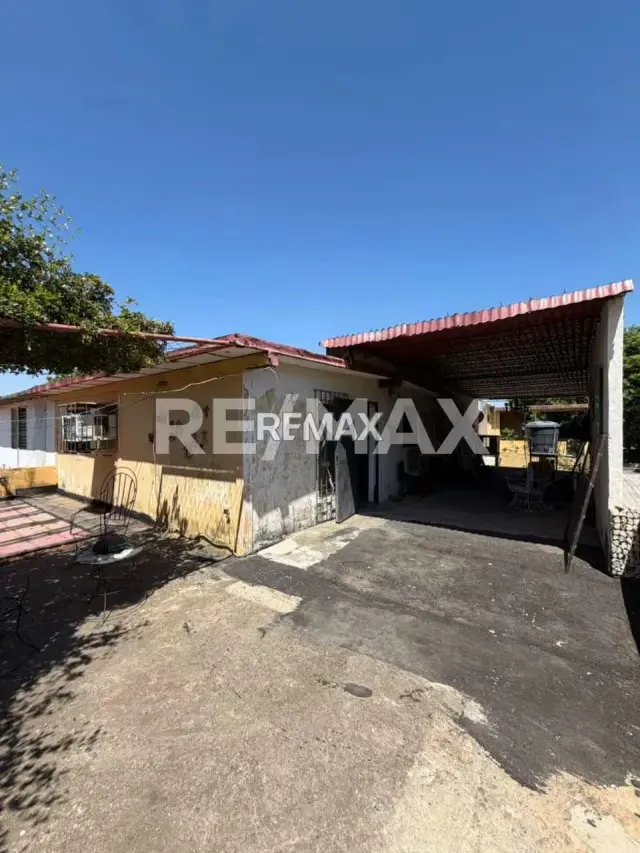 Casa en venta Urbanización San Jacinto - 2