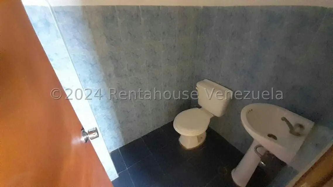 Consultorio Medico en Venta en Zona Oeste, Lara - 10