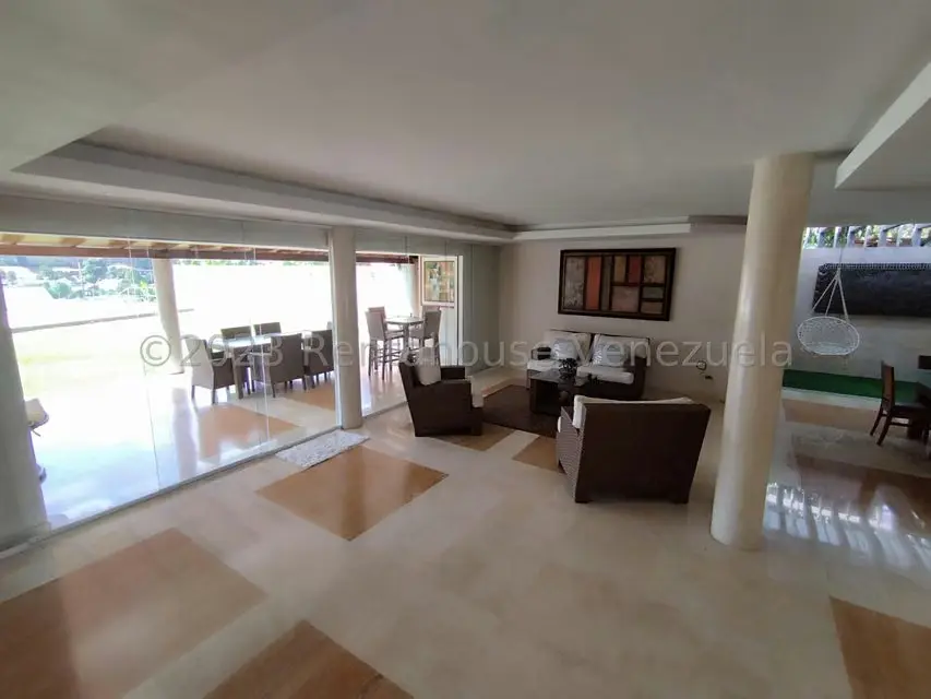 Casa (Duplex) en Venta en Prados del Este, Distrito Metropolitano - 7