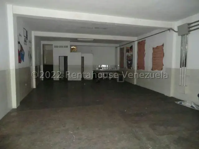 Comercial (Edificio) en Alquiler en Guatire, Miranda - 16