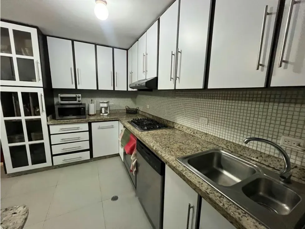 Se vende apartamento 344m2 La Lagunita 4887 - 7