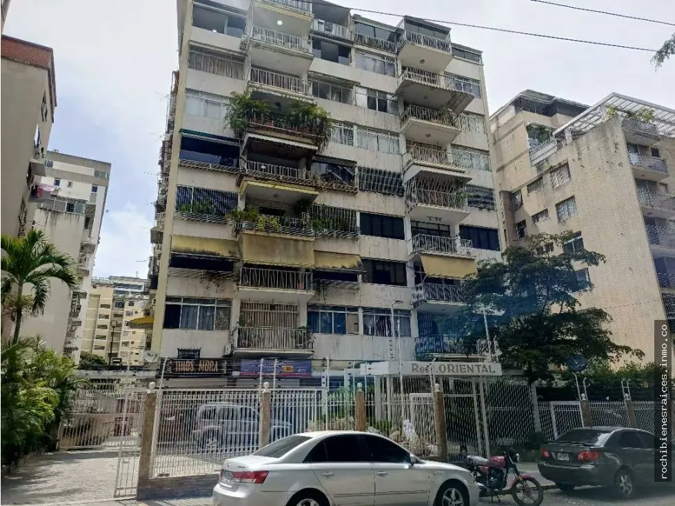 APARTAMENTO PH EN LOS PALOS GRANDES