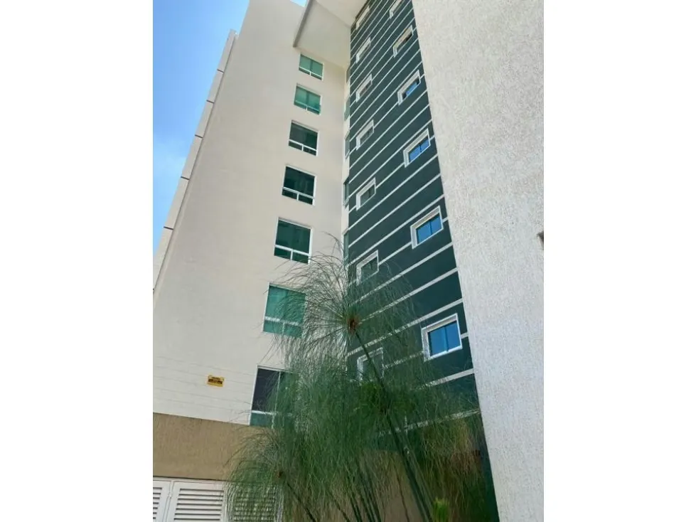 Vendo apartamento 120+40 m2 La Lagunita 3027 - 32