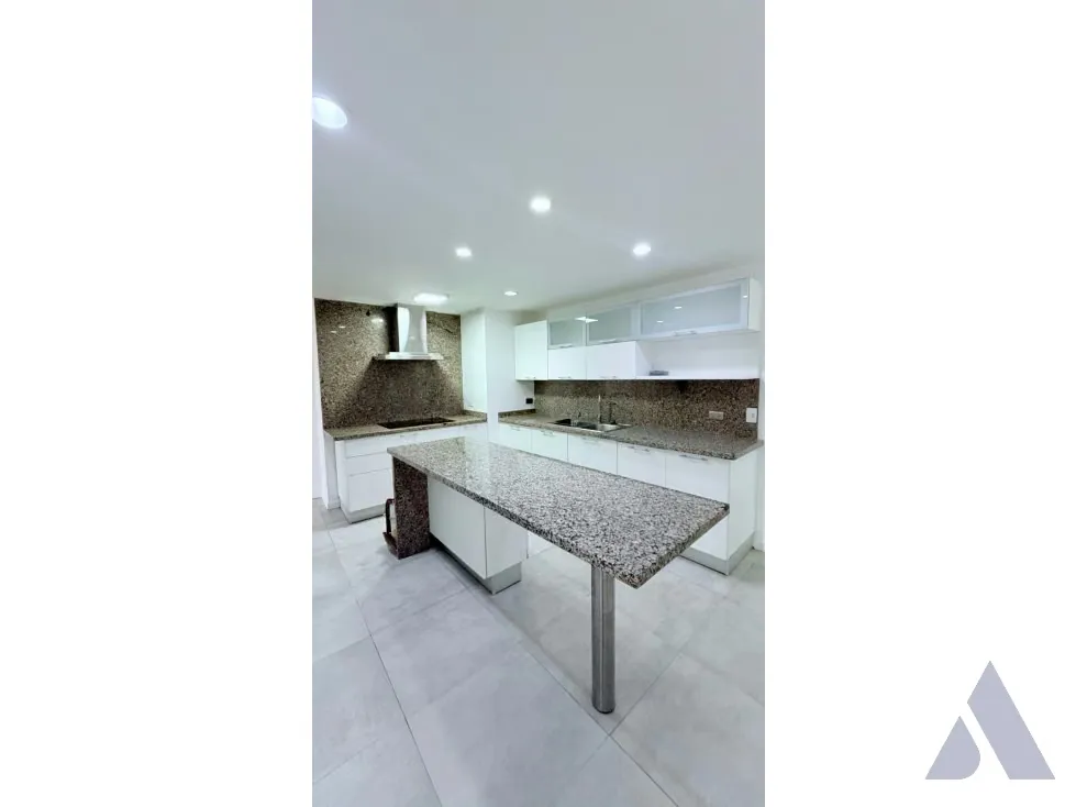 Vendo apartamento 230m2 Lomas de las Mercedes 4998 - 13