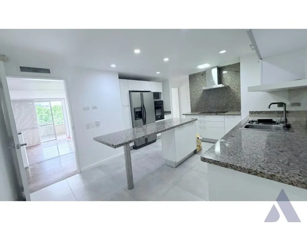 Vendo apartamento 230m2 Lomas de las Mercedes 4998 - 14