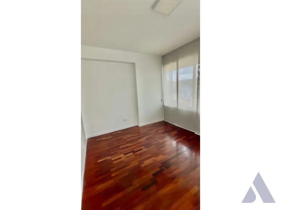Vendo apartamento 230m2 Lomas de las Mercedes 4998 - 16